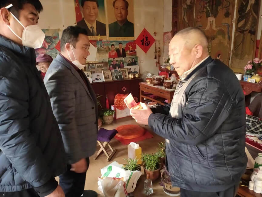 春节慰问暖人心——蒙阴街道积极开展为老走访慰问活动